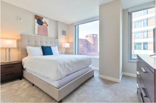 Modern Apt in Seaport with Gym - Boston - 5