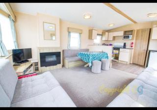 SP84 - Camber Sands Holiday Park - 3 Bedroom - Sleeps 8 - Private Parking - 4