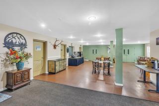 Green Goose Lodge - - 6