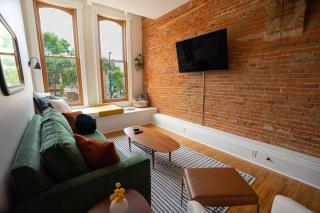The Getaway in DT Northfield! - Northfield - 0