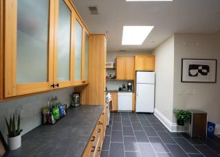 The Getaway in DT Northfield! - Northfield - 7