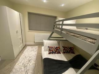 Woodcote house - Bristol - 8