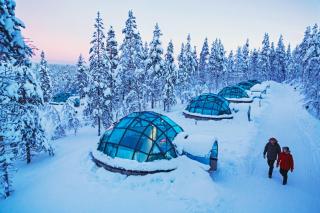 Kakslauttanen Arctic Resort - Igloos and Chalets - 3