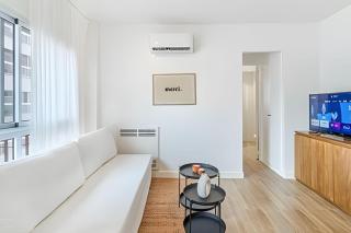 Gran Apt. Cerca de Av. Libertador y Alto Palermo - 4