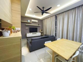 Austin Regency High 2-5pax Netflix - Johor Bahru - 4