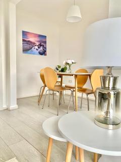 Kingsthorpe Home - Perfect for Contractors - Free Parking - Driveway - Garden - Fast WiFi - Smart TV with Netflix - Northampton - 2