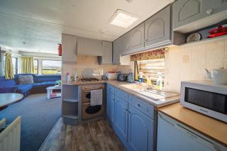 Geraghtys Farmyard Pods - Mayo - 5