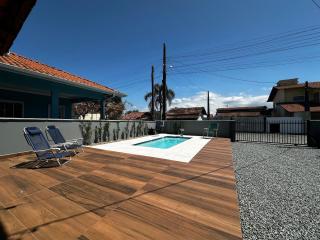 BS01- Casa com Piscina Aquecida e Churrasqueira - 1