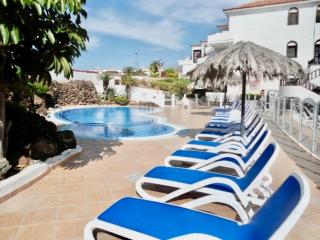 Sunrise Paradise at Amarilla Golf, Remote Work, Swimming Pool, Terrace and near the Beach - 3