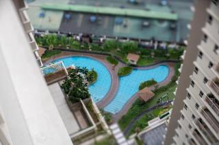 The One with Purple Apartment - Manila - 6