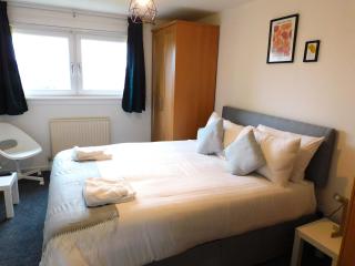 Newly refurbished 3 bedroom home in East Kilbride - East Kilbride - 3