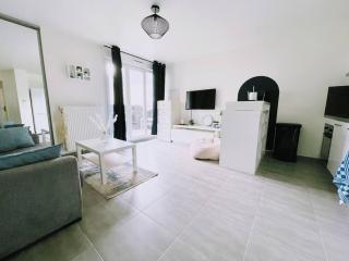 Cosy Studio Balcon Paris&Disney - 6