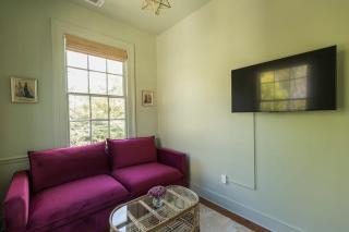 The Ashley Veranda King Suite with Breakfast - 1