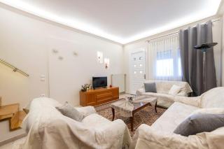 Fine House - 1