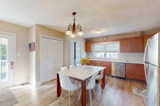 Ocean Breeze - Salter Path - 4
