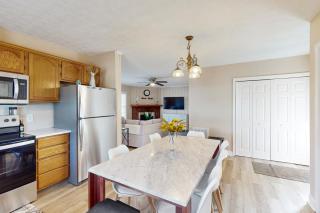 Ocean Breeze - Salter Path - 3