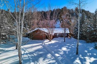 Riverfront Home with Hot Tub about 19 Mi to Wolf Creek! - 0