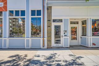 Historic Loft in Ballpark 30 Day Stay Sleeps 4 - 1