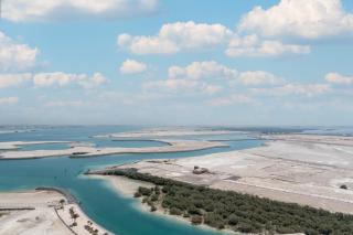Upscale 2BR apartment with a complete view of the sea on Al Reem Island - Abu Dhabi - 5