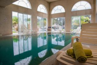 Howard Johnson Pilar Resort Spa & Convention Center - 8