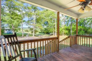 Woodsy Retreat Near Sloppy Floyd State Park! - 7