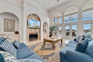 Lucky View Beach House - 1