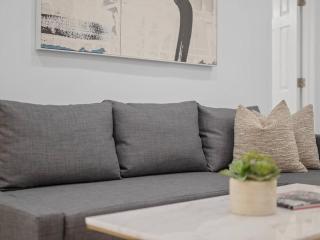 Bloomfield, Shadyside !2 Modern and Spacious Two Bedroom Apt with Free Parking - Pittsburgh - 7