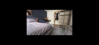 Kingsize Room in Prestwich - Manchester - 4