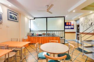 Super Collection O Queen Residency - Gurgaon - 3