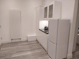 21 Prince of Wales Terrace - 2 bed ground floor flat - 5