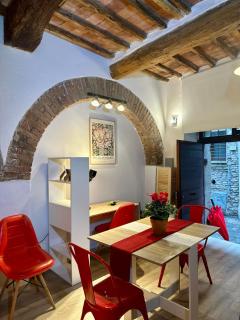 Natural RED Passion in Perugia Downtown - Perugia - 5