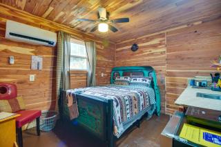 Fish, Hike and More Ozark Cabin on 300 Acres - Ozark - 9