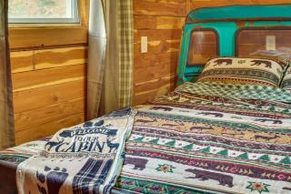 Fish, Hike and More Ozark Cabin on 300 Acres - Ozark - 6