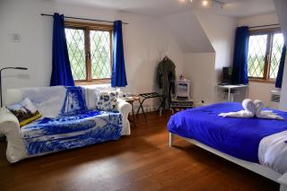 The Blue Cottage B&B - 8