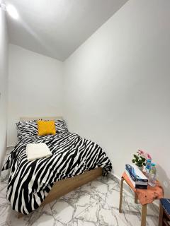 Cozy STAY - Abu Dhabi - 5