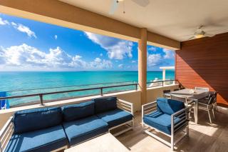 SeaDreams 1 - Luxury Condo with Shared Pool, Hot Tub, Rooftop Lounge - West Bay - 4
