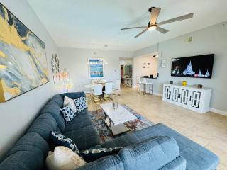 Luxurious & Epic Condo in heart of Orlando - 2