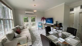 Hilltop Wine Lounge Near Saratoga on Estate with Views - - 7