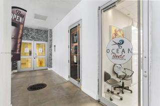 Modern 1 BR Condo, Steps from Beach, Free Parking! - Sunny Isles Beach - 9