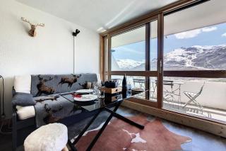 Résidence Combes - Appartement moderne · Départ et retour skis aux pieds · Balcon MAE-1074 - Les Menuires - 4