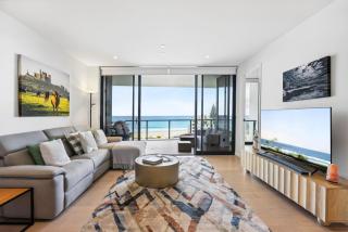 Glorious Ocean Views 2-Bed Pool & Amenities - Gold Coast - 0