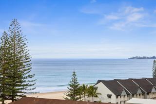 Glorious Ocean Views 2-Bed Pool & Amenities - Gold Coast - 5