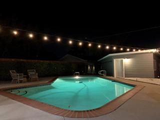 Luxury & Comfort Living - Glendora - 8