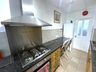 Laret Guest House - 2