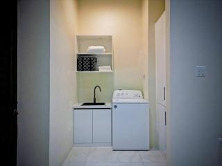 Villa Topenga Ocean View Luxury 2 Bedroom - 4