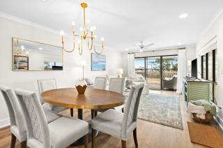 Harbour Point 810 - 1