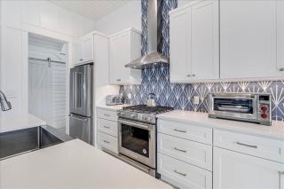 Blue Magnolia 217 LAK - 0