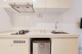 Good View Studio at Sky House BSD Apartment By Travelio - 4