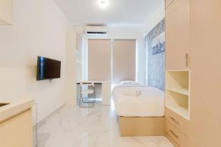 Good View Studio at Sky House BSD Apartment By Travelio - 1