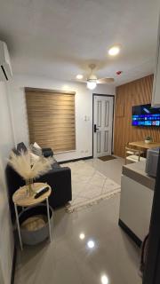 Flat 35, Unit D - Manila - 5